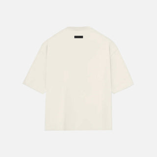 ESSENTIALS TEE - CLOUD DANCER