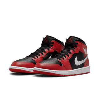 AIR JORDAN 1 MID - BLACK / WHITE / GYM RED