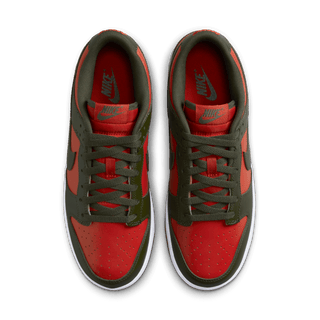 DUNK LOW RETRO "MYSTIC RED"