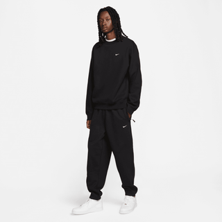 NIKE SOLO SWOOSH FLEECE CREW- BLACK