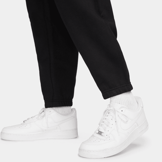 NIKE SOLO SWOOSH FLEECE PANTS- BLACK