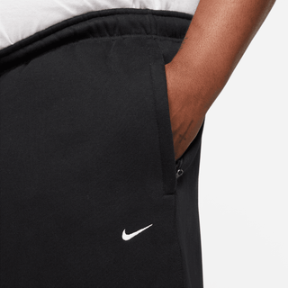 NIKE SOLO SWOOSH FLEECE PANTS- BLACK