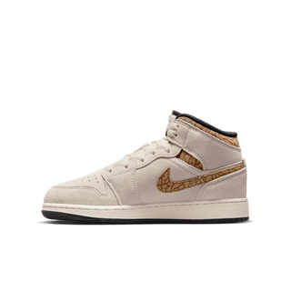 AIR JORDAN 1 MID SE (GS) - LIGHT OREWOOD BROWN