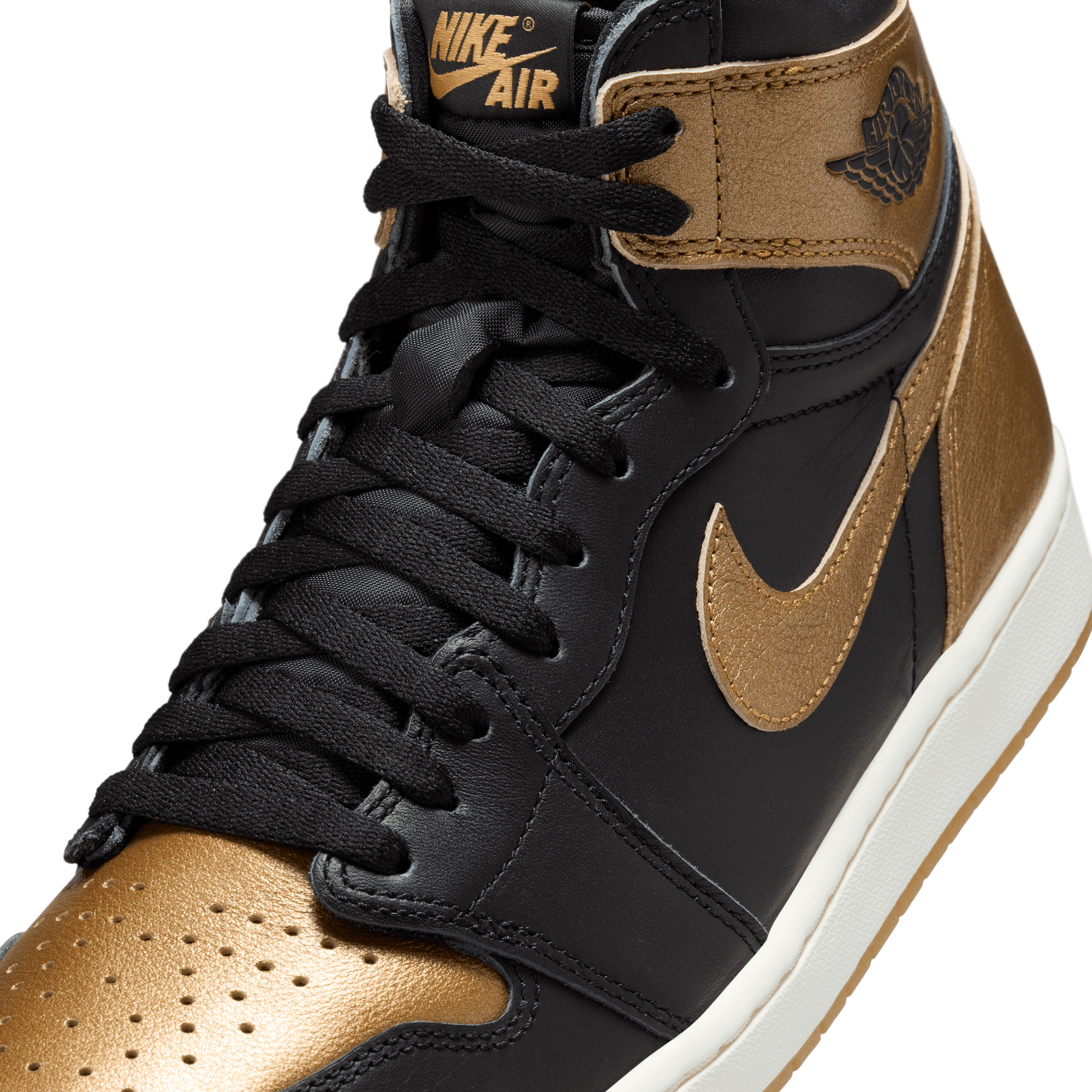 AIR JORDAN 1 RETRO HIGH OG "BLACK / METALLIC GOLD"