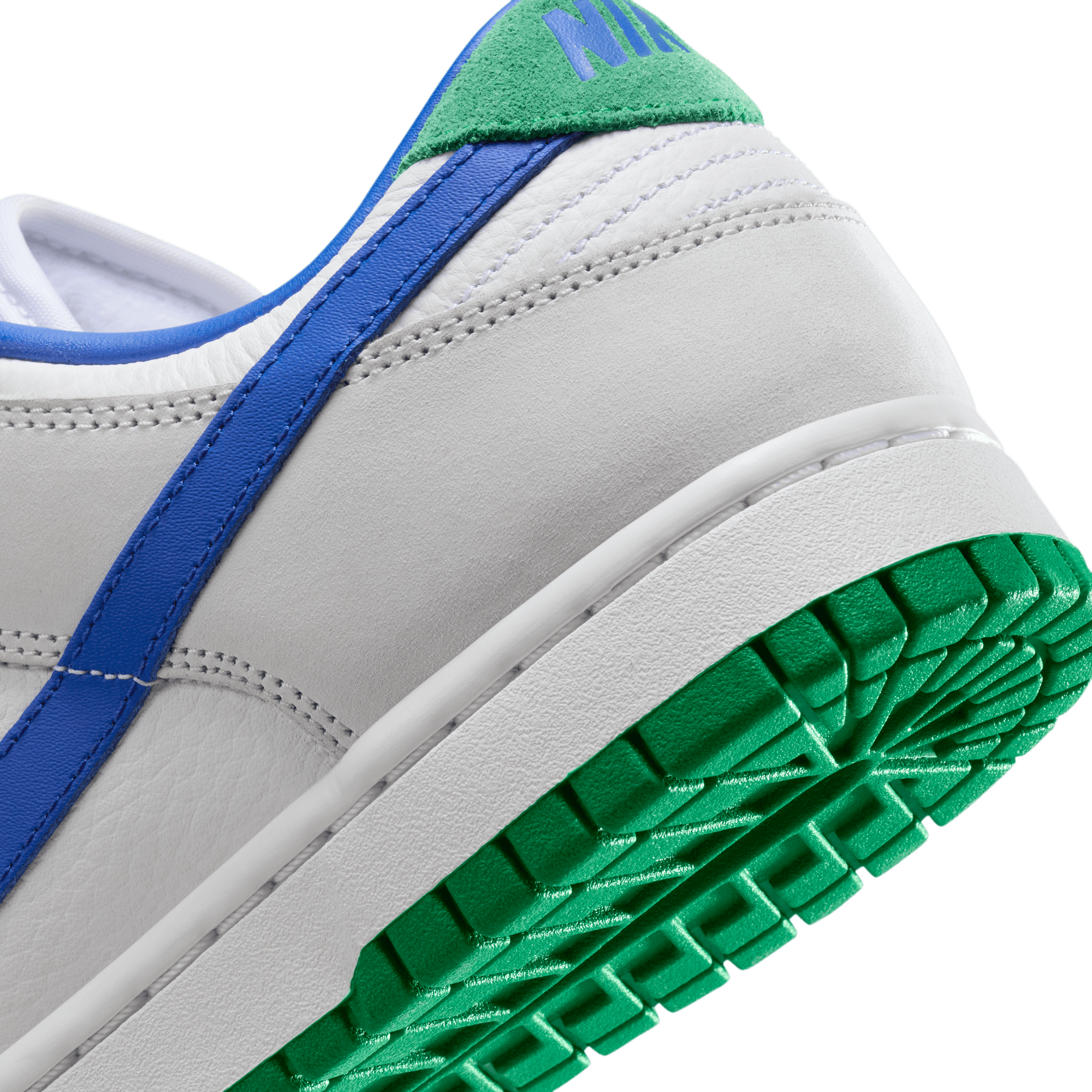 WMNS DUNK LOW PRM "TENNIS CLASSIC"