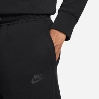 NIKE TECH FLEECE MENS SHORTS- BLACK