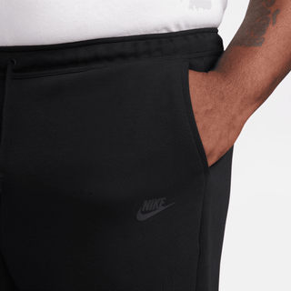 NIKE TECH FLEECE MENS SHORTS- BLACK