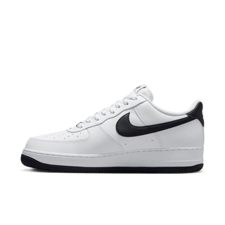 AIR FORCE 1 `07 - WHITE / BLACK