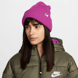 NIKE PEAK WAFFLE KNIT BEANIE- HOT FUCHSIA