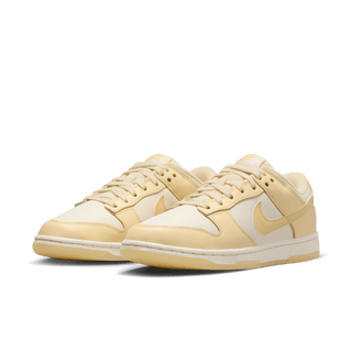 WMNS DUNK LOW - MUSLIN / TEAM GOLD / PALE IVORY