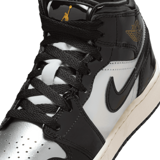 AIR JORDAN 1 MID SE (GS) - BLACK / METALLIC SILVER / METALLIC GOLD