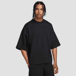 NIKE TECH SS FLEECE TEE- BLACK