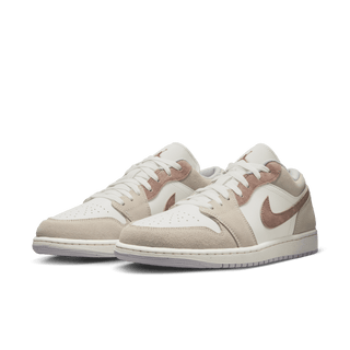 AIR JORDAN 1 LOW SE "LEGEND LIGHT BROWN"