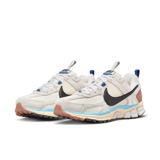 WMNS ZOOM VOMERO 5 PRM - PALE IVORY / BLACK / LIGHT BONE