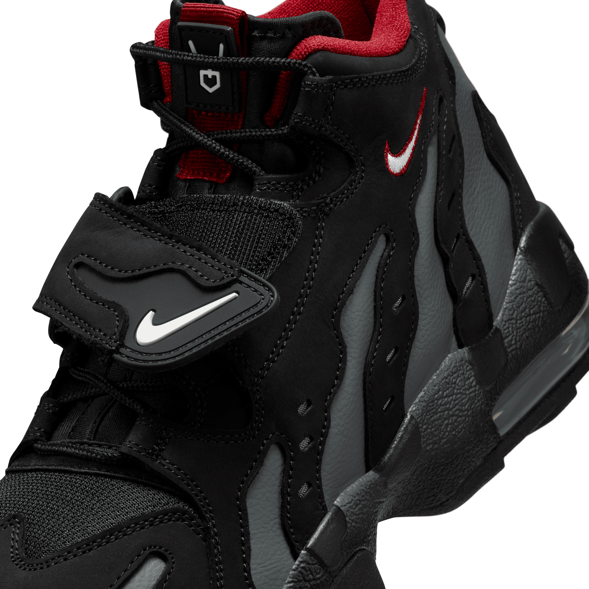 AIR DT MAX `96 "FALCONS"