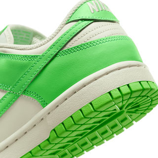 WMNS DUNK LOW "GREEN STRIKE"