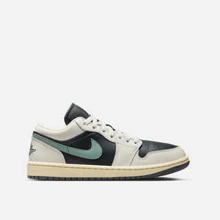 WMNS AIR JORDAN 1 LOW - ANTHRACITE / JADE SMOKE