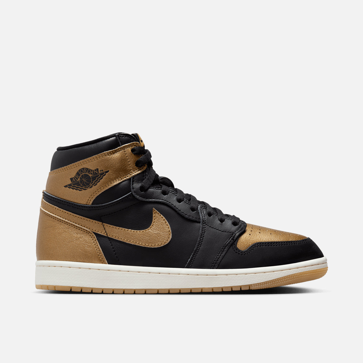 AIR JORDAN 1 RETRO HIGH OG "BLACK / METALLIC GOLD"