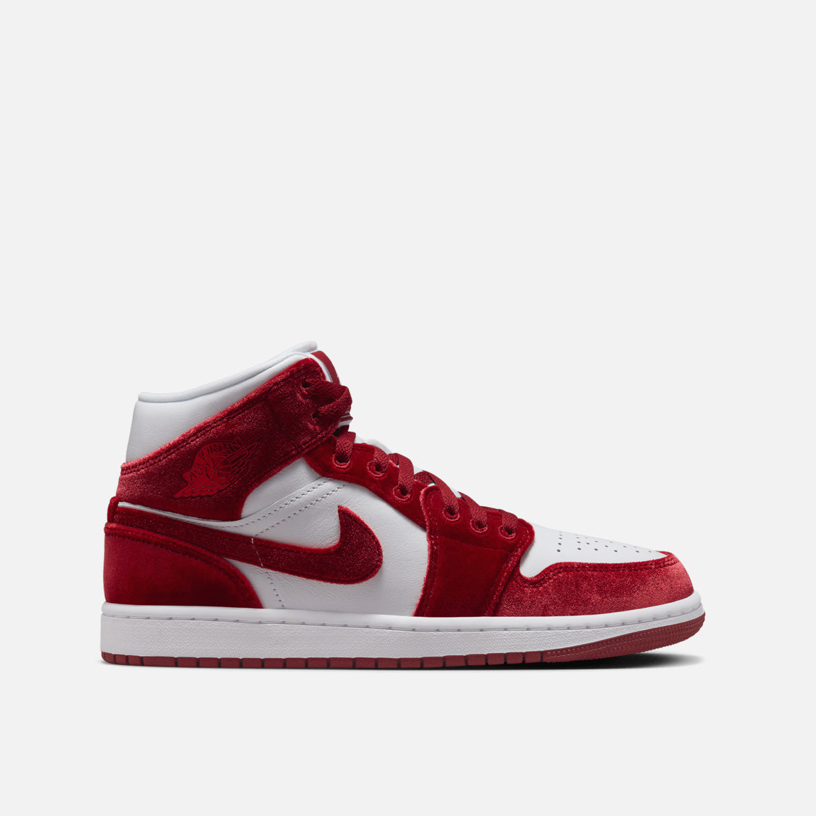 WMNS AIR JORDAN 1 MID SE "RED VELVET"