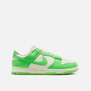 WMNS DUNK LOW "GREEN STRIKE"