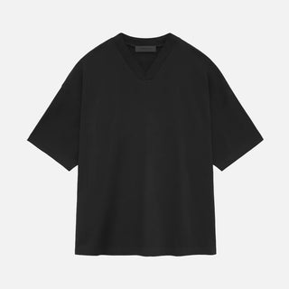 ESSENTIALS V-NECK - BLACK