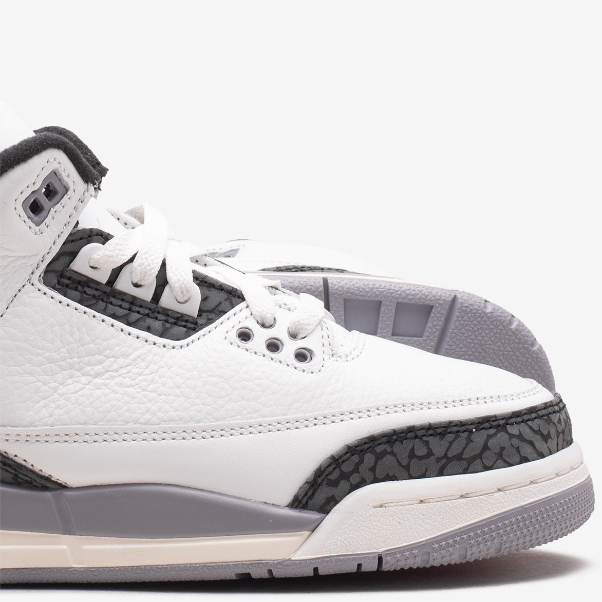 AIR JORDAN 3 RETRO (GS) "CEMENT GREY"