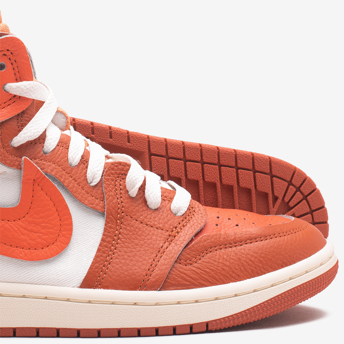 WMNS AIR JORDAN 1 MM HIGH "DESERT ORANGE"