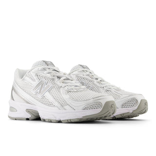 740 - WHITE / SILVER METALLIC