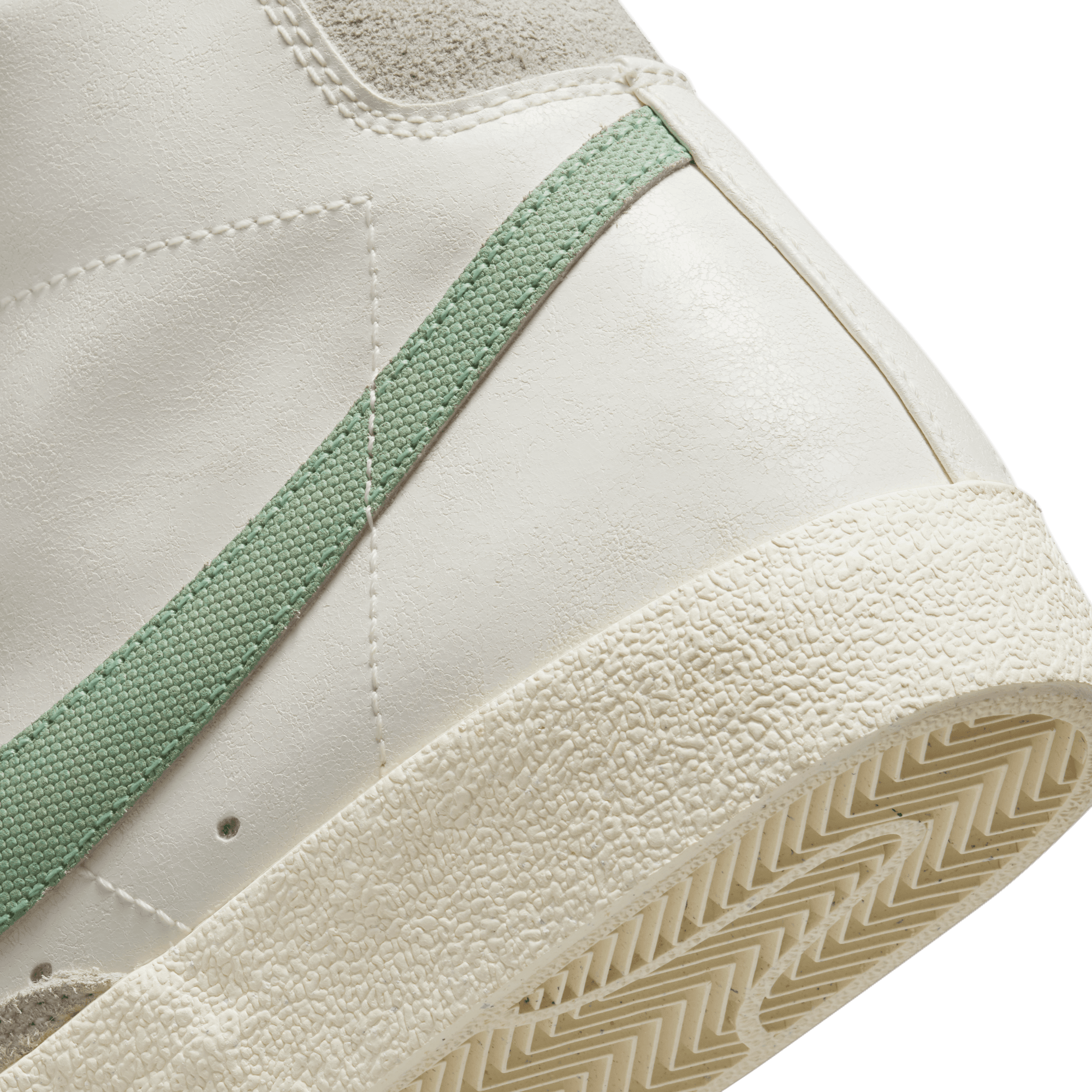 Nike Blazer Mid 77 PRM Certified Fresh DO9787-100