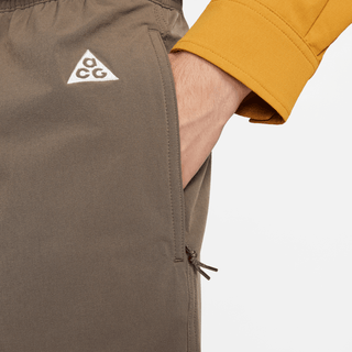 NIKE ACG MENS CARGO PANTS - Brown