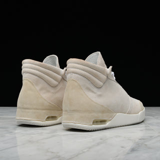 001 BY JOHN GEIGER - FROST / WHITE