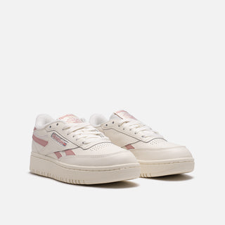 WMNS CLUB C DOUBLE REVENGE - CLOUD WHITE / SOFT ECRU / FROST BERRY