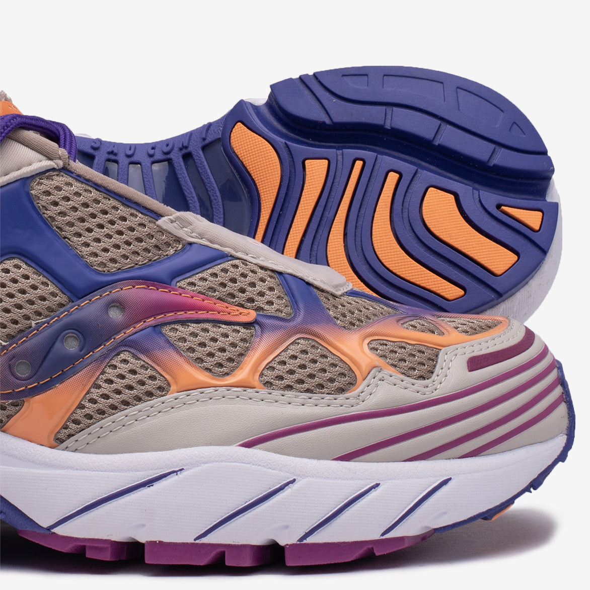 WHITE MOUNTAINEERING X SAUCONY GRID WEB - TAN / ORANGE / PURPLE